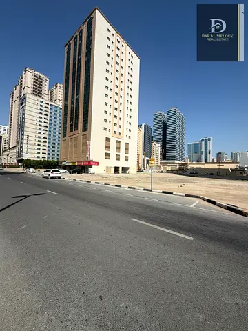 � فرصة استثمارية قوية للبيع في الشارقة – منطقة النهدة 🔥