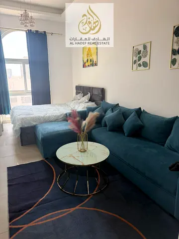 🏡✨ استوديو للإيجار في منطقة الراشدية – عجمان ✨🏡  فرصة مميزة للسكن في موقع حيوي جداً داخل منطقة الراشدية، قريب من نستو وجميع الخدمات اليومية التي تحت