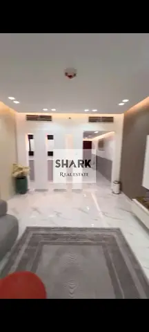 امتلك شقة مفروشة بالكامل في واحدة من أكثر الأبراج طلبًا في عجمان