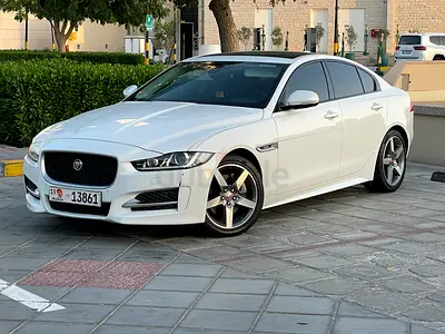 Jaguar XE R-Sport 2017 | GCC Specs | Well Maintained
