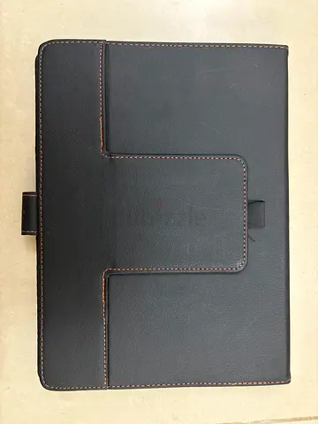 Brown leather folio tablet case (universal) - good condition