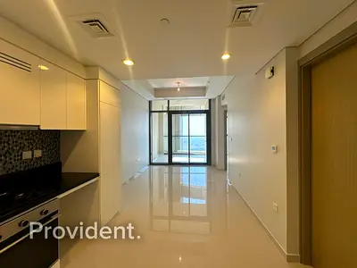 High Floor 2BR | Upgraded Kitchen | Stunning Views