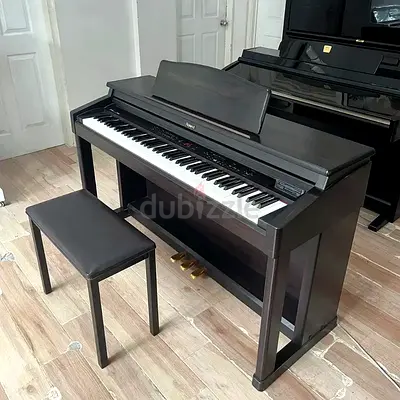 Roland HP550G Piano. Japan made. Perfect working. Cash on free delivery with 6 months warranty.