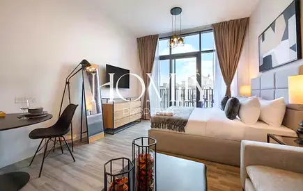 Fully Furnished | Spacious | Luxury Furniture