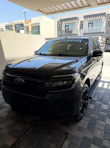 Ford Expedition 2023 GCC Specs | Stealth edition | under service and warranty for 15 month