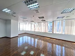Bright Layout | Vacant | Prime Location