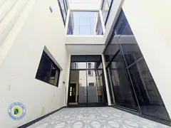 For sale, a modern villa in Al-Yasmin, 5 rooms with roof, including AC, super deluxe finishing, free