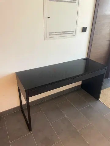 Simple Black Study/Computer Desk with Drawer - Good Condition