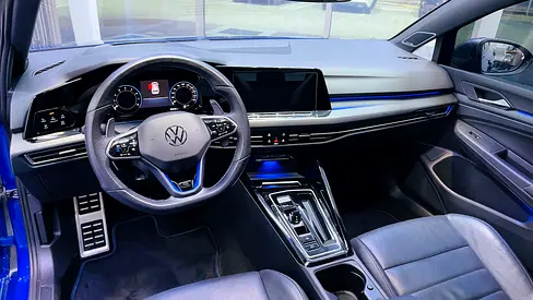 صورة 16 لـ 2024 Volkswagen GOLF R