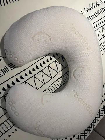 Bamboo Nursing Pillow - Lightly Used