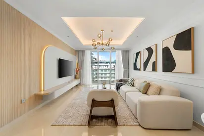 Upgraded | Furnished | Fitted Kitchen | Luxury