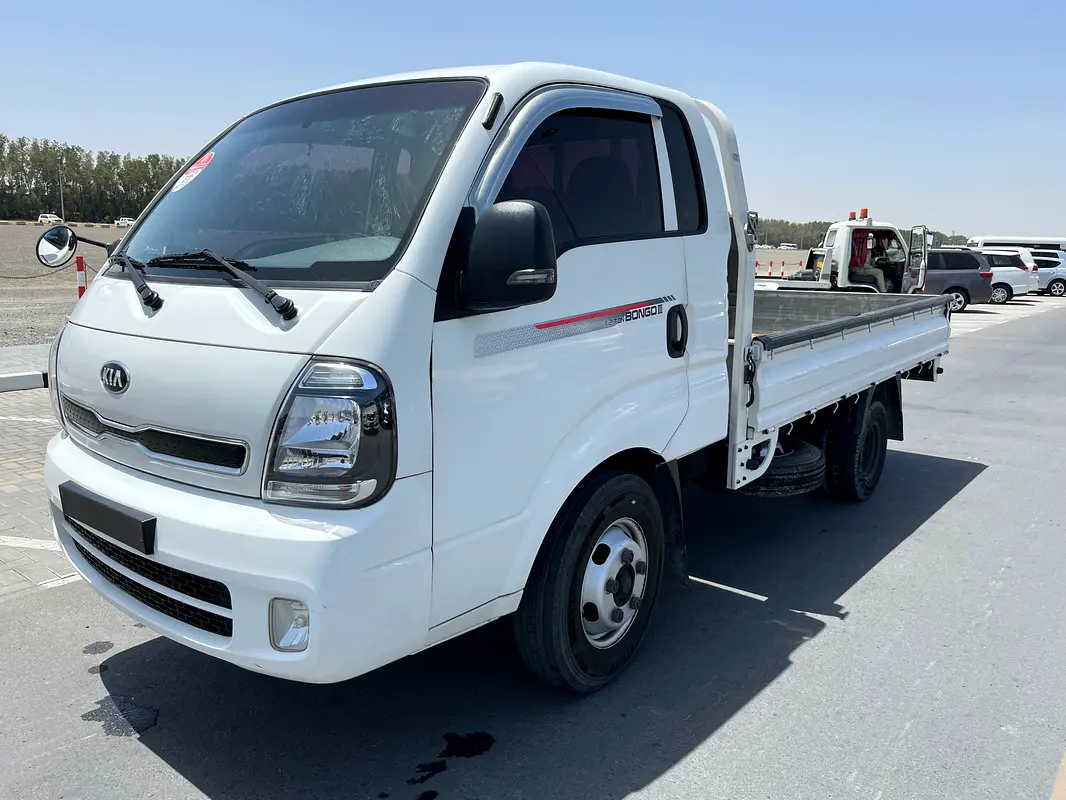 Kia Bongo 2020 — photo 1 of 8