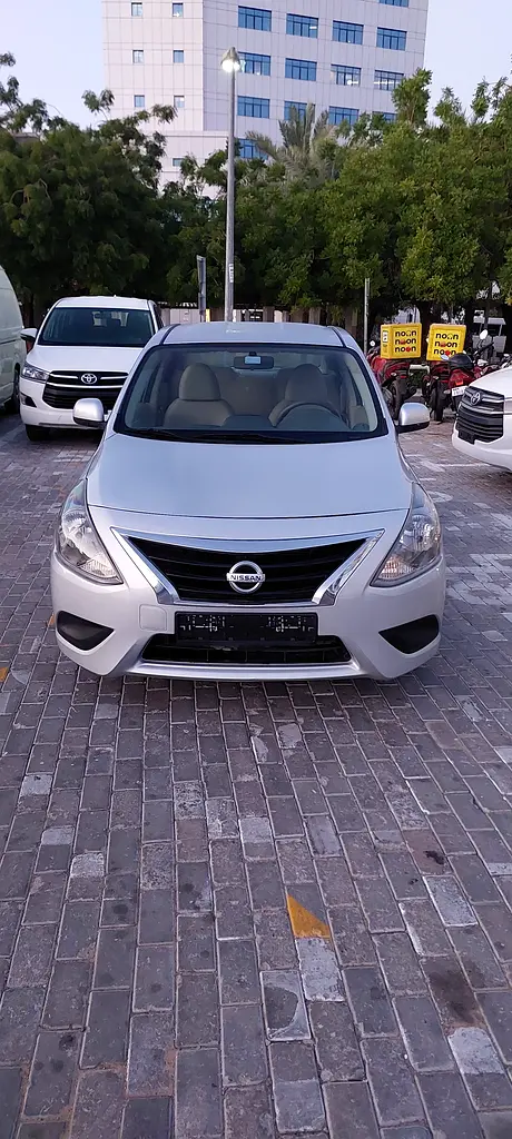 Nissan Sunny 2020 — photo 1 of 20