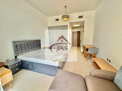 NEAR METRO | FURNISHED | READY TO MOVE IN
