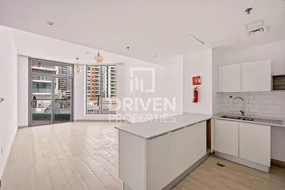 Big Layout with Garden View and Vacant Apt
