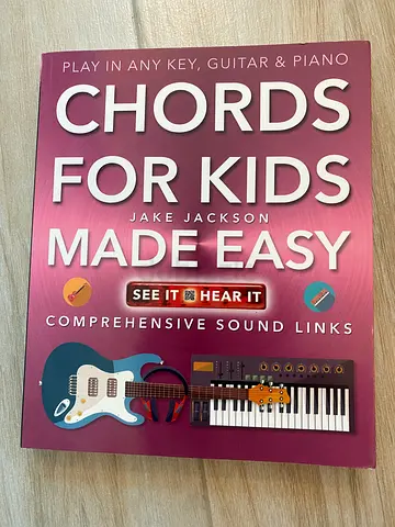 Guitar chords book