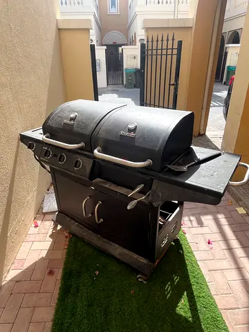 Electric  Gas BBQ Grill with Side Burner and Storage Cabinet + half gas cylinder.