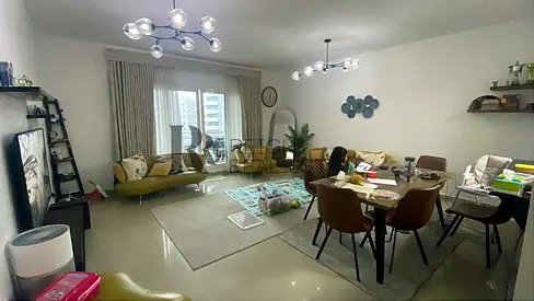 POOL VIEW SPACIOUS 2BR APT VACANT GREAT VALUE