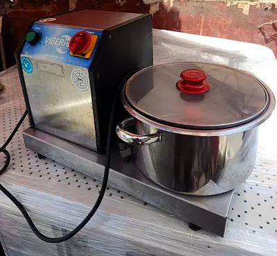 *Viber HD* S/S Hummus Machine –   Stainless Vegetable Chopper Peeled vegetables