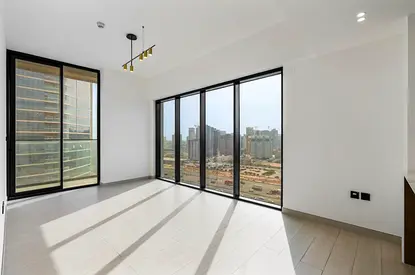 Spacious 2BR | High Floor | Fitted Kitchen