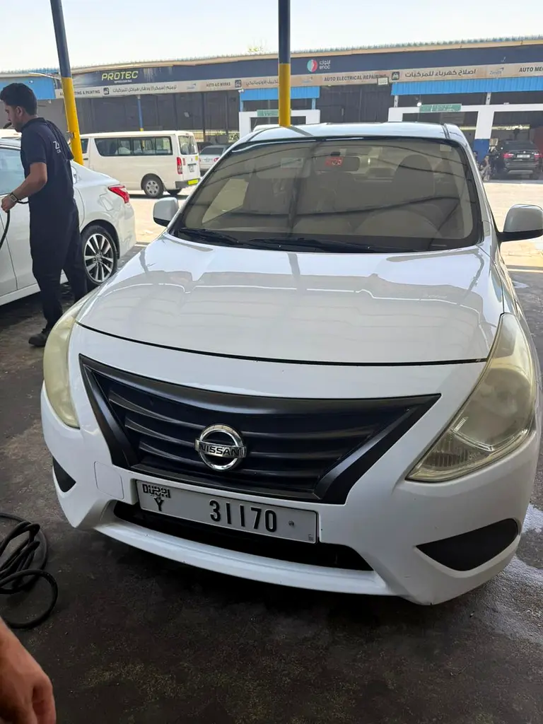 Nissan Sunny 2019 — photo 1 of 6