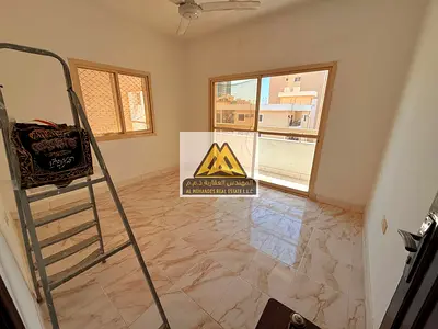 Balcony with an open view / Two bedrooms and a living room / Large area / Excellent price / Convenient location