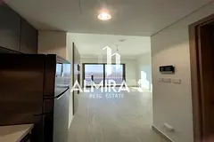 Hot Deal! | Semi Furnished| Strategic Location