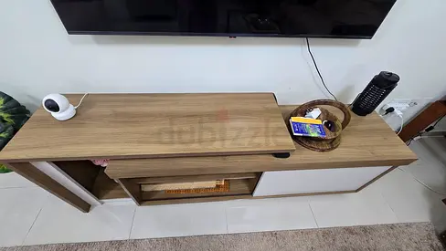 Tv table