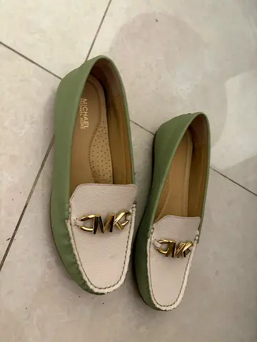 Michael Kors womens green and cream leather loafers - size 36.5