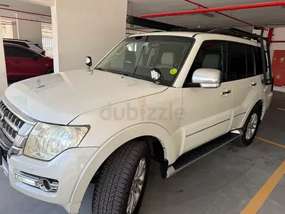 Mitsubishi Pajero 2015 GLS Top 5 Door GCC Specs - with diff lock