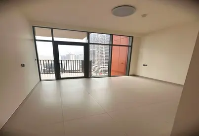 BRAND NEW I UNFURNISHED I 2 CHEQUES