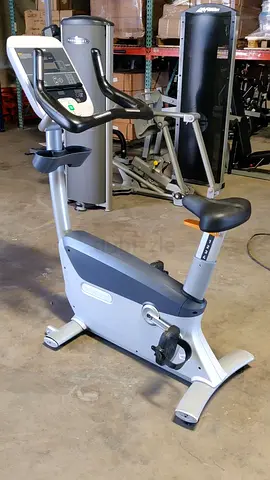Precor Upright Bike