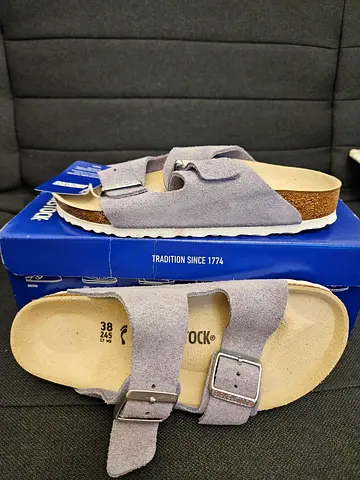 Birkenstock Arizona Women Sandals - Size EU 38 (New in Box)