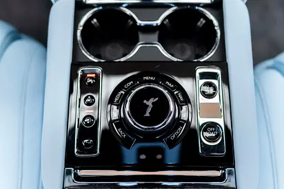 2024 ROLLS-ROYCE CULLINAN — миниатюра 18