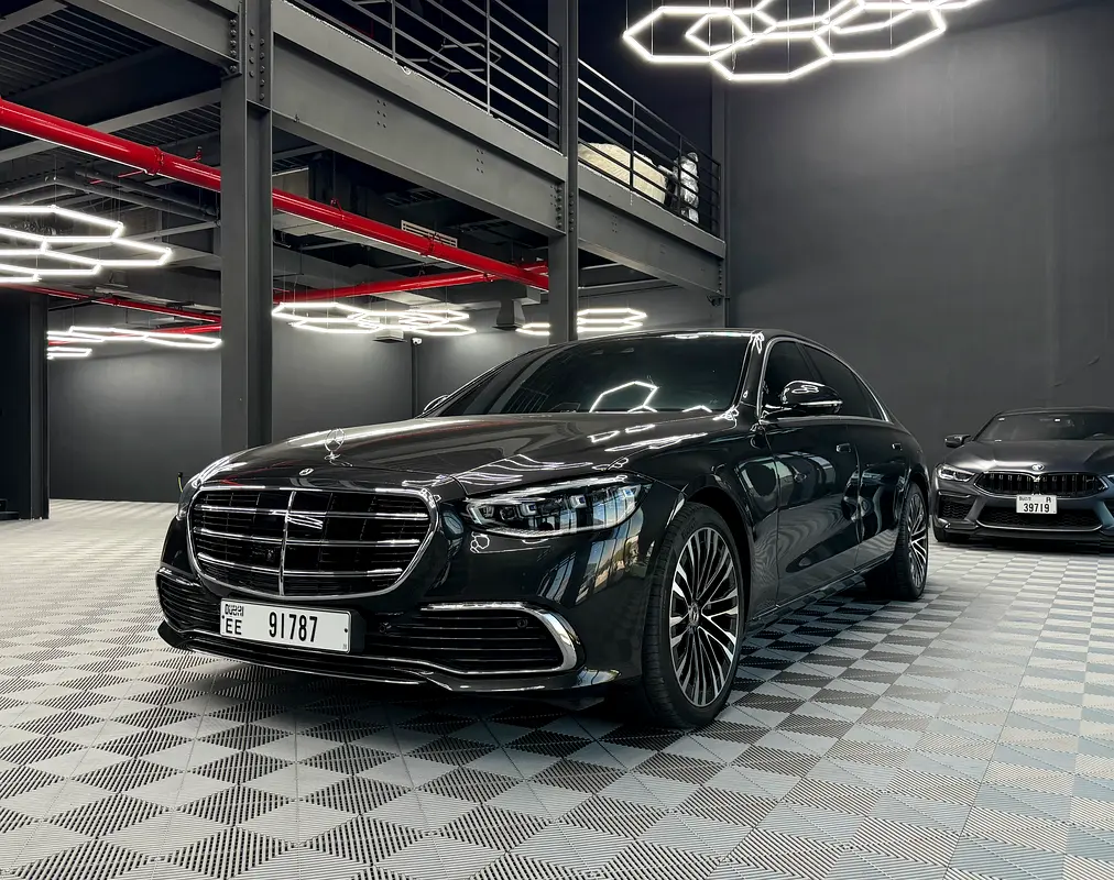 Mercedes-Benz S-Class 2021 — photo 1 of 19
