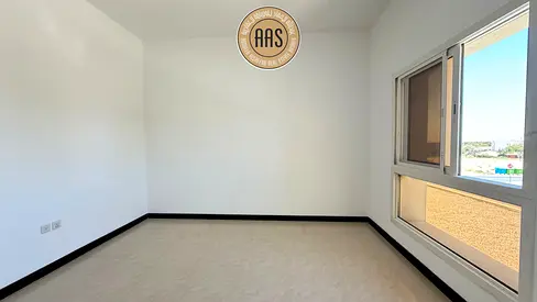 Luxury 4BR Villa with Maidroom wardrobes For Rent in Barashi