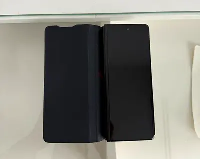 SAMSUNG Galaxy Z Fold3 5G, 512GB Storage and 12GB RAM, Phantom Black (UAE Version) original case.