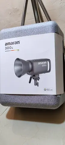 Amaran 300c LED Video Light - Like brand new.