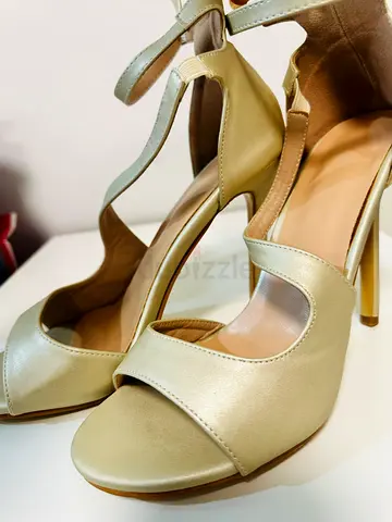 Beige high-heeled open-toe womens sandals, size 40