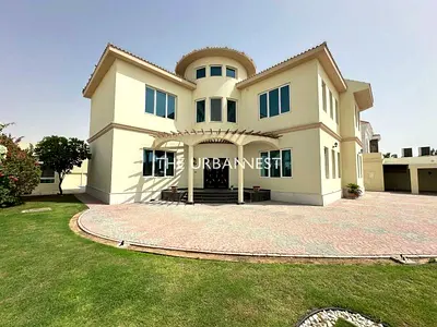Spacious | Private Pool | Huge Plot | Vacant