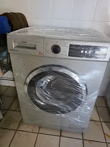 Front-load washing machine - Hoover Brand Good working condition
