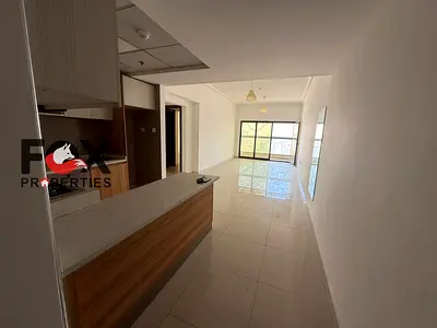 غرفة وصالة الراشدية 1 مطبخ كامل جيم ومسبح شهر مجاني 40 و45 ألف 4 أو 6 دفعات تأمين 2000 كاش + 3000 شيك