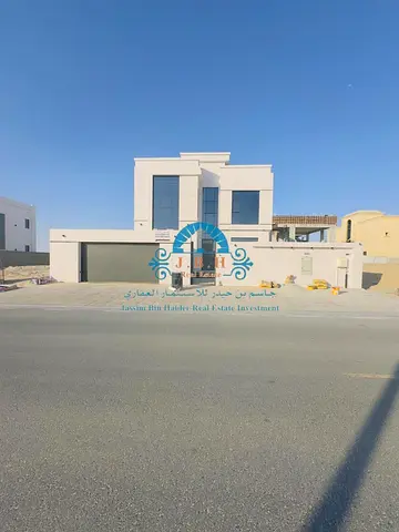 Villa for sale - Al Hooshi area - Sharjah Emirate