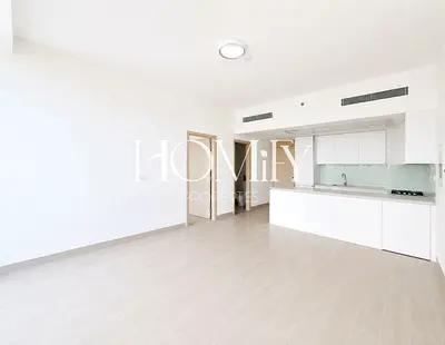 High Floor -Open View -Specious Size
