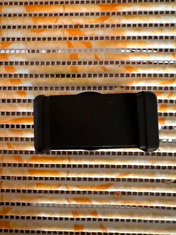 Magnetic mobile holder