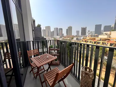 Acacia sunbed, table chairs and shelf