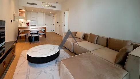 Furnished 1 BHK | High Floor | Near to Exit