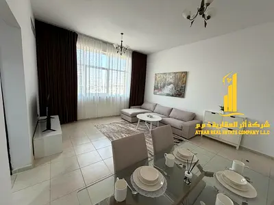 شقه للايجارغرفه وصاله مفروشه بعجمان بفرش نظيف ومرتب _ الجرف 2 _ مجمع الجرف  _ شامل جميع الفواتير والانترنت _  مفروش بالكامل بأثاث أنيق