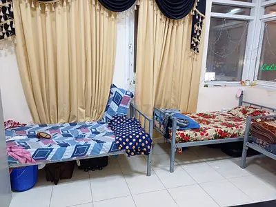 LADIES BED SPACE