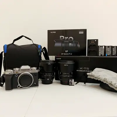 FujiFilm XT5 bundle 16-80  Viltrox f1.2 56mm